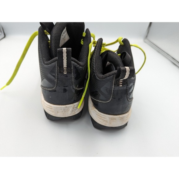 Under armour Black White Y2 Size Baseball Shoes cleats - Picture 6 of 6